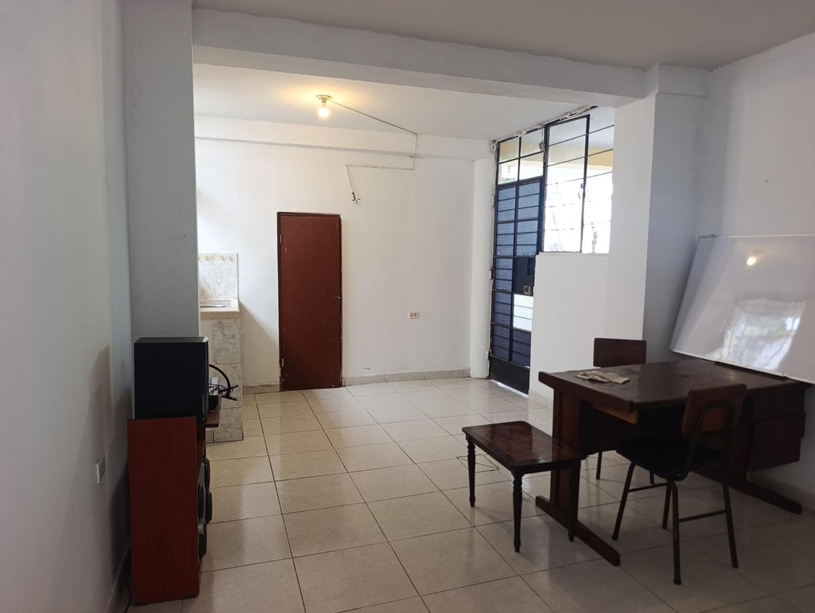 Alquiler Departamento 1 piso Rimac altura 5 de Tarapaca..!! - 1