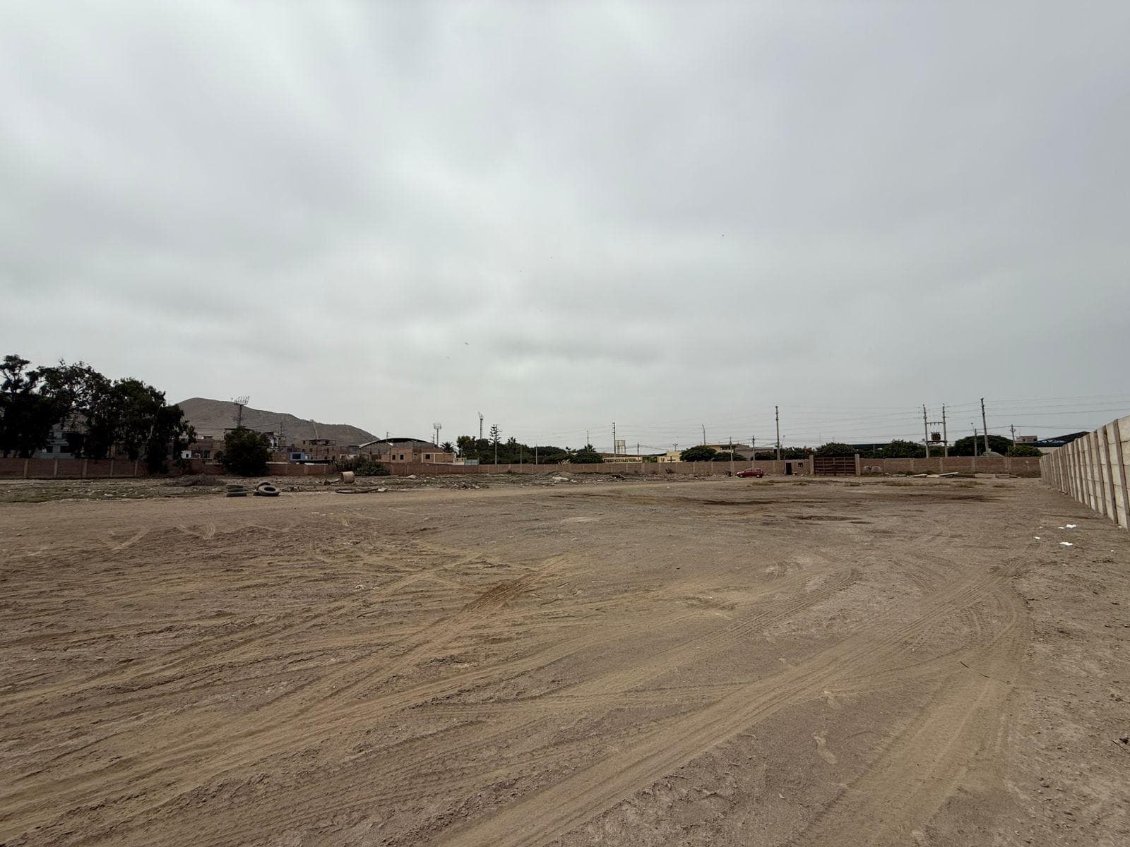 Venta De Terreno de 18,067 M2 en zona Comercial Lurin - 1