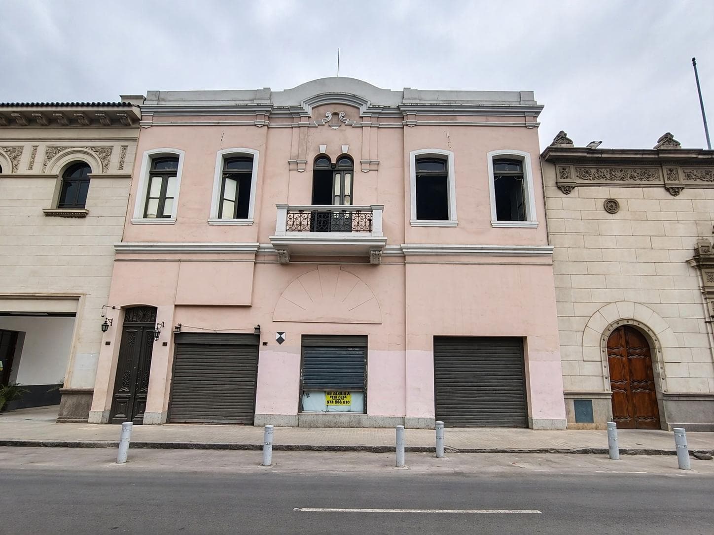 ALQUILER DE LOCAL COMERCIAL PRIMER PISO (55O M2) EN JR. DE LA UNIÓN - 1