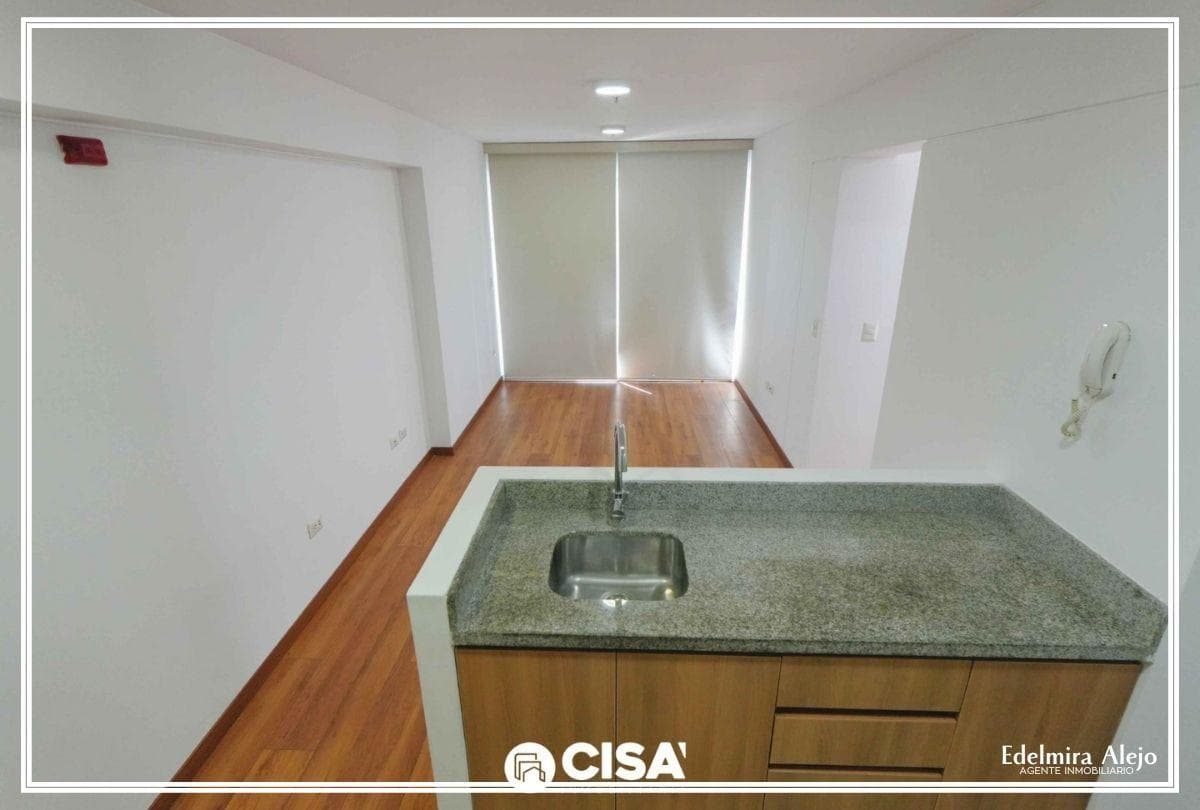 Venta Departamento 56 m² con Cochera en Av. 28 de Julio – Jesús María | Excelente Ubicación - 1