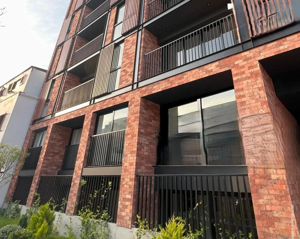 Venta Dúplex 2 dormitorios con terraza - 1