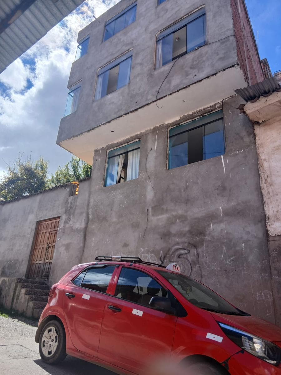 VENDO TERRENO CON DUPLEX EN URBANIZACION BALCONCILLO - 1