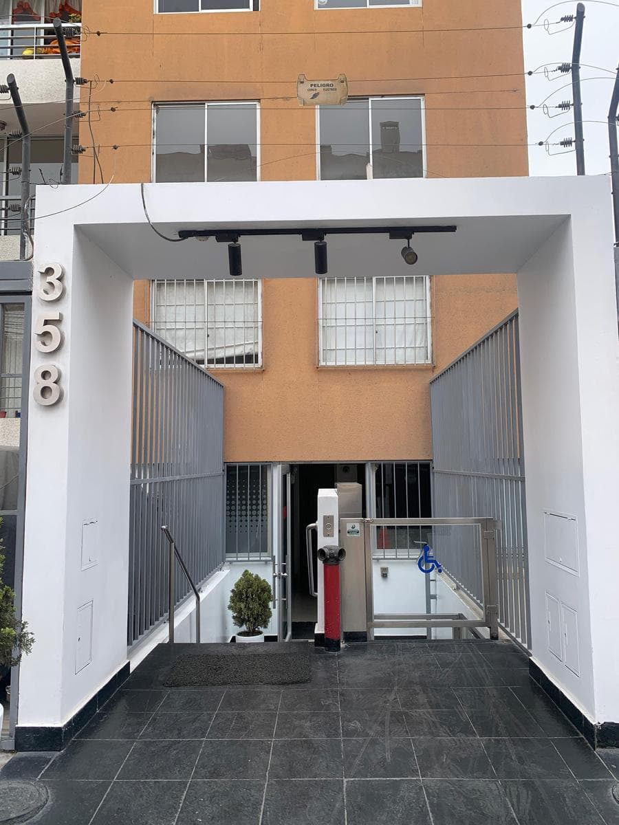 Departamento en LA CAMPIÑA - 1