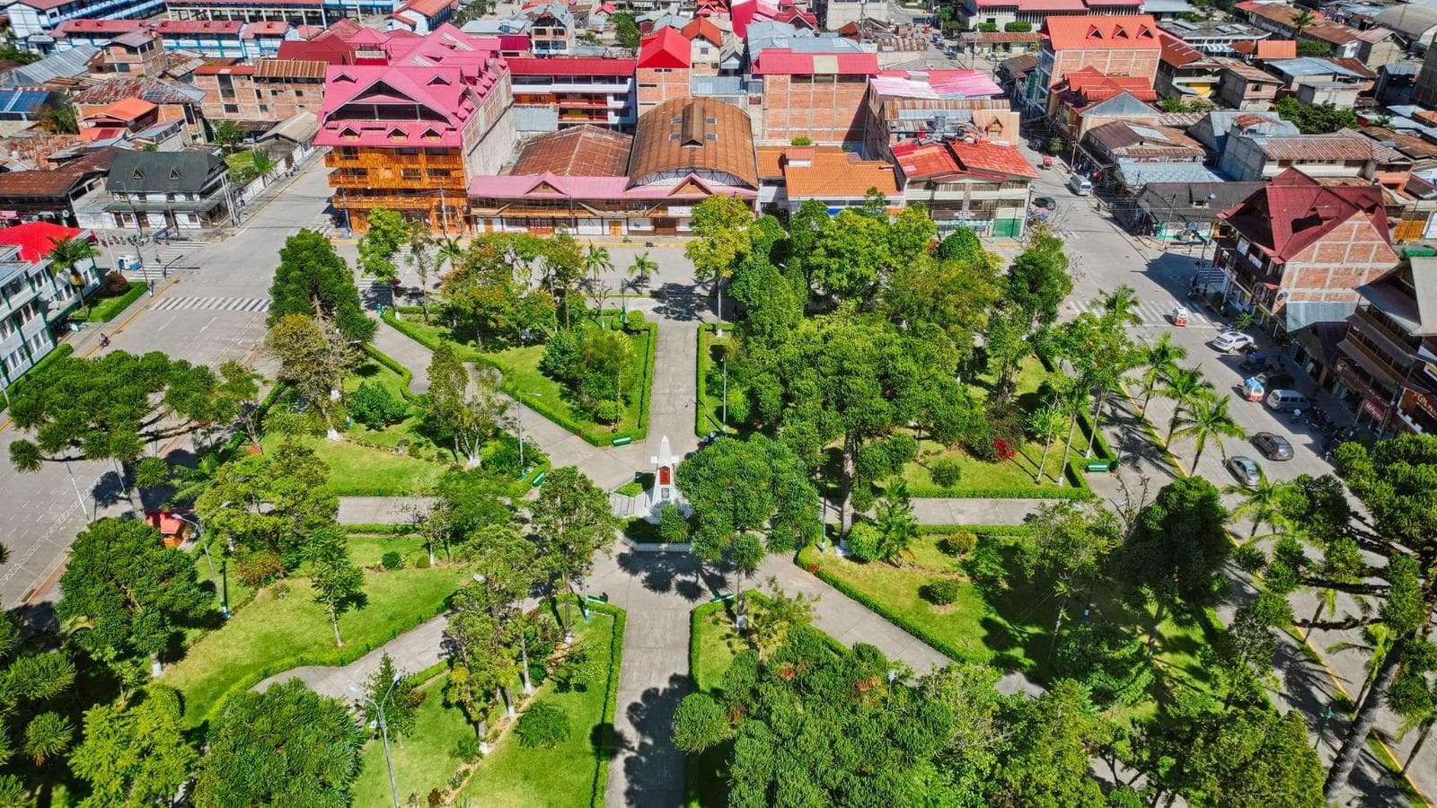 Se Vende Terreno 620 m2 en Oxapampa Cerca a Carretera Pozuzo - 1