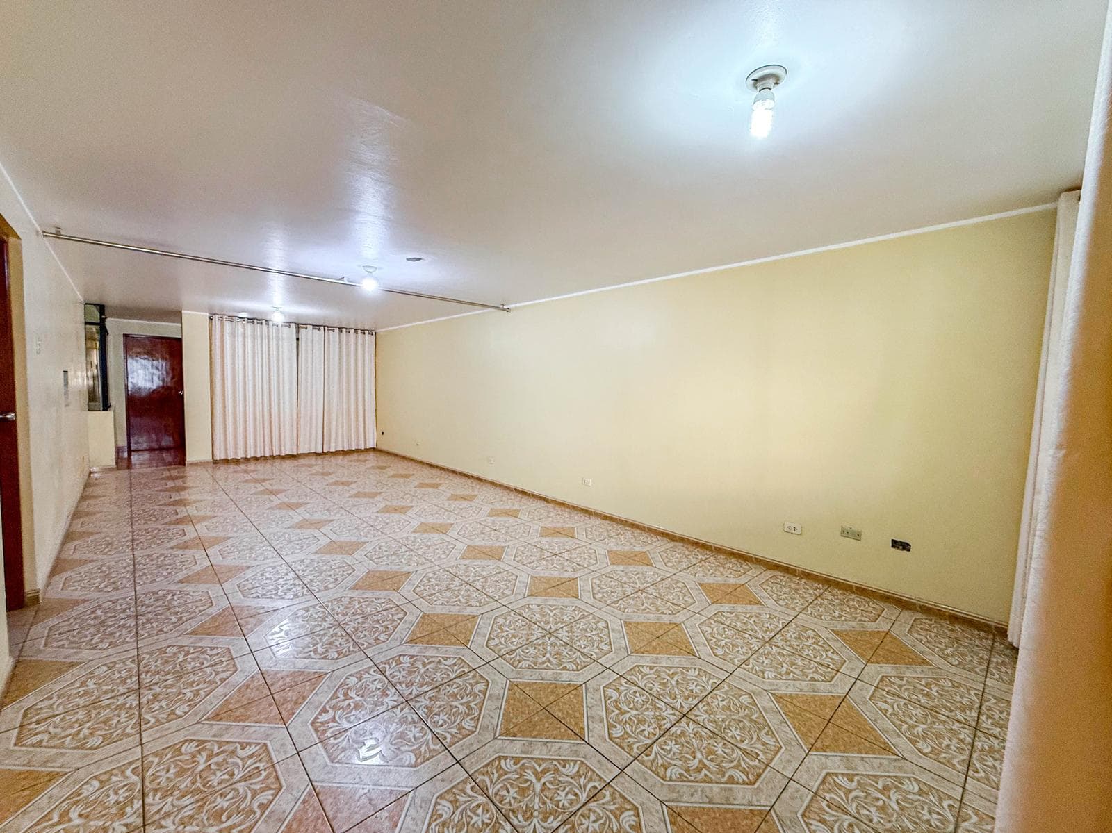 VENTA DEPARTAMENTO 128 M² – EL AGUSTINO, PISO 2 CON VISTA EXTERNA - 1
