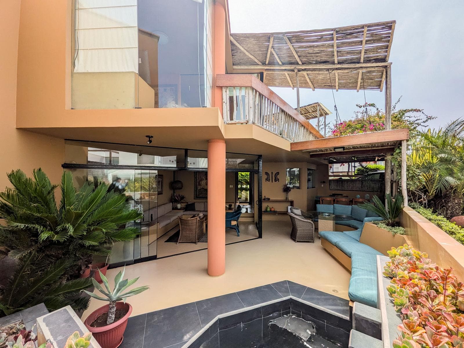 CASA en playa totoritas_310 m2_5 dormitorios - 1