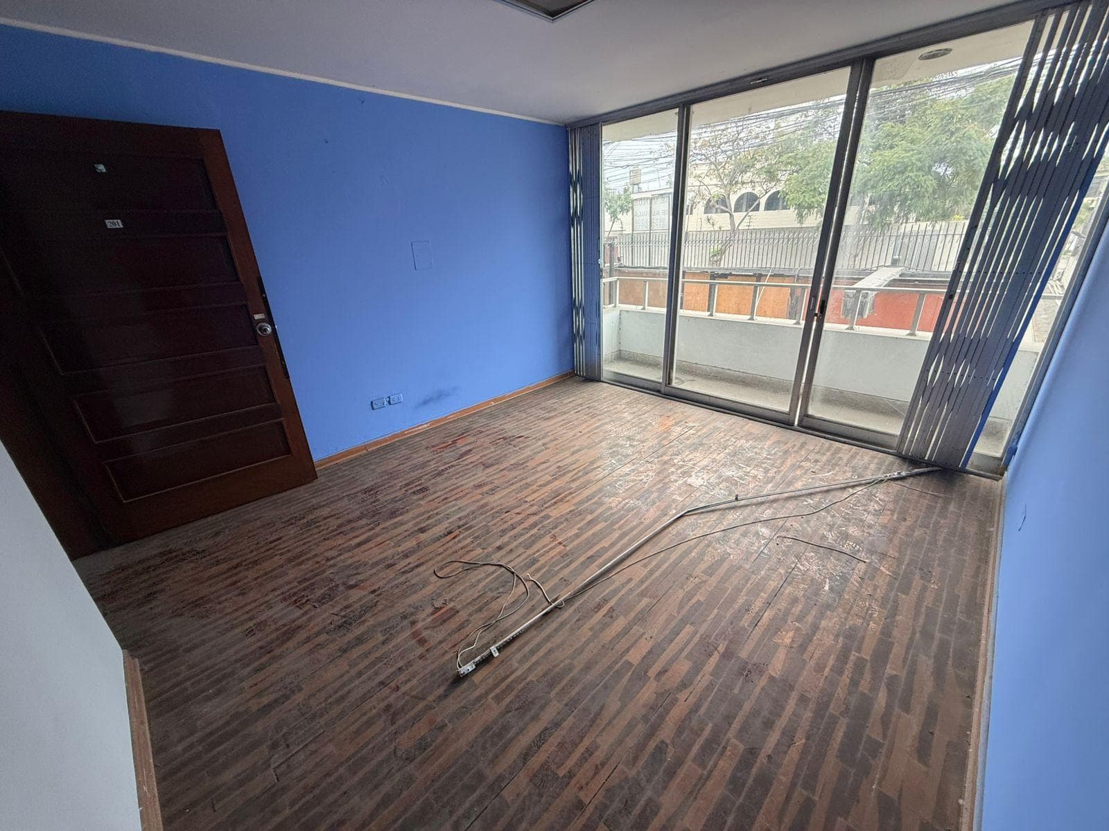 ALQUILER DE CASA EN SAN ISIDRO - 1
