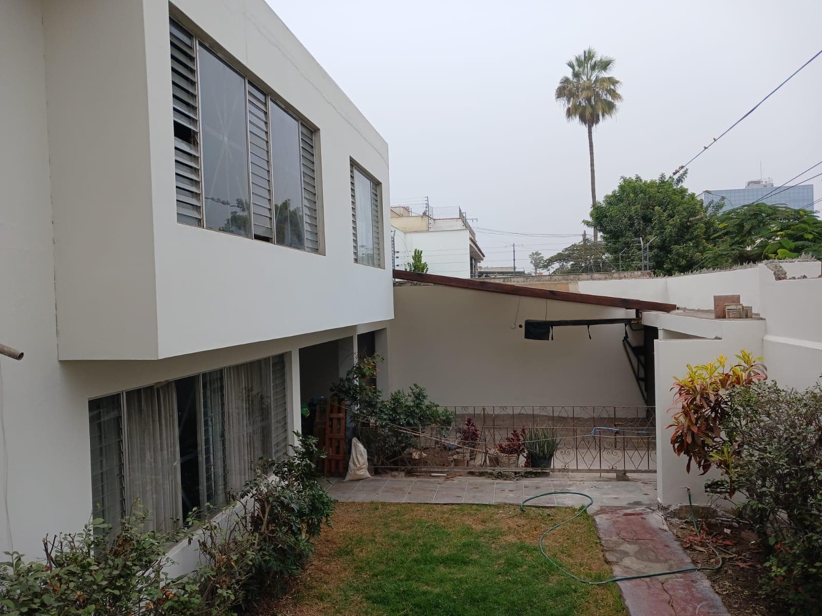 Venta de Casa en Surco - 391 m2 - 6 dormitorios - Jr. Tuman Monterrico Surco - 1