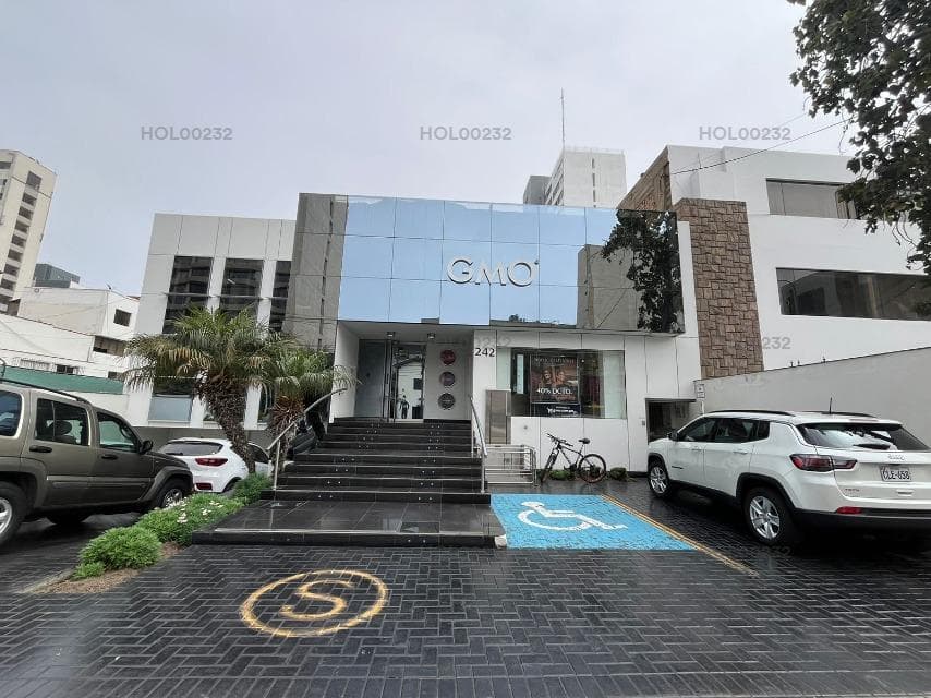 Vendo Local Comercial en Avenida Las Flores N 2XX, San Isidro - 1