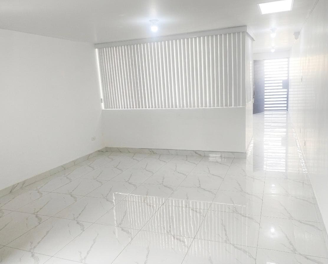 Amplio Departamento mas Aires en La Perla Alta - Callao - 1
