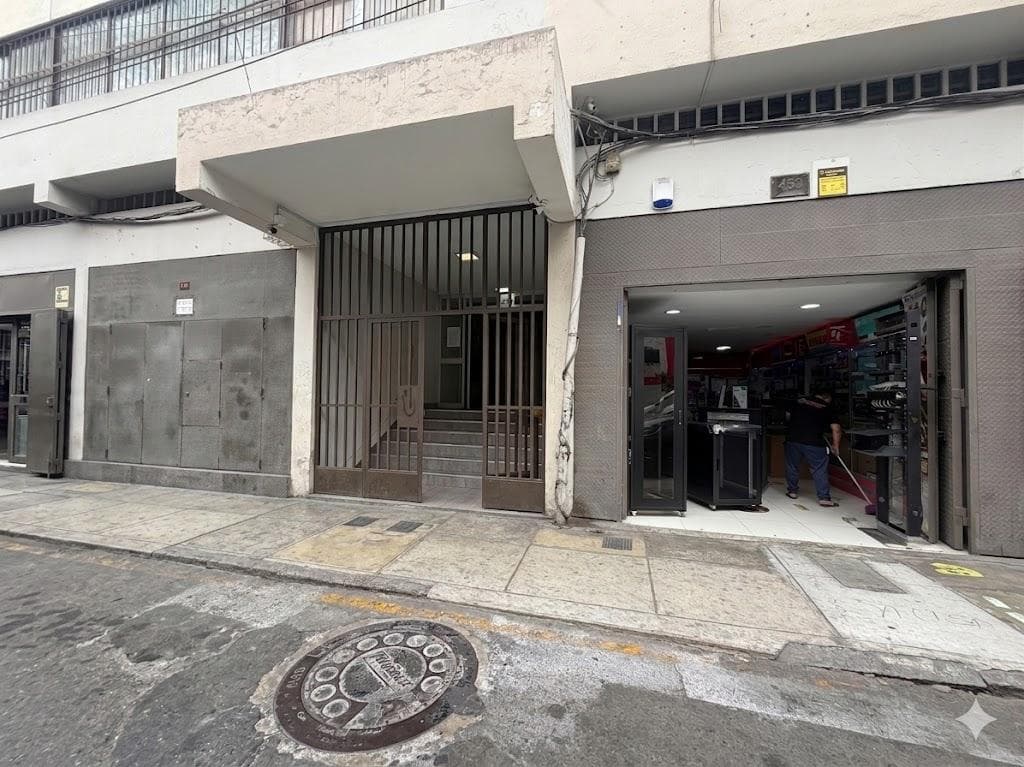 Se Alquila Departamento en el Cercado de Lima - 1