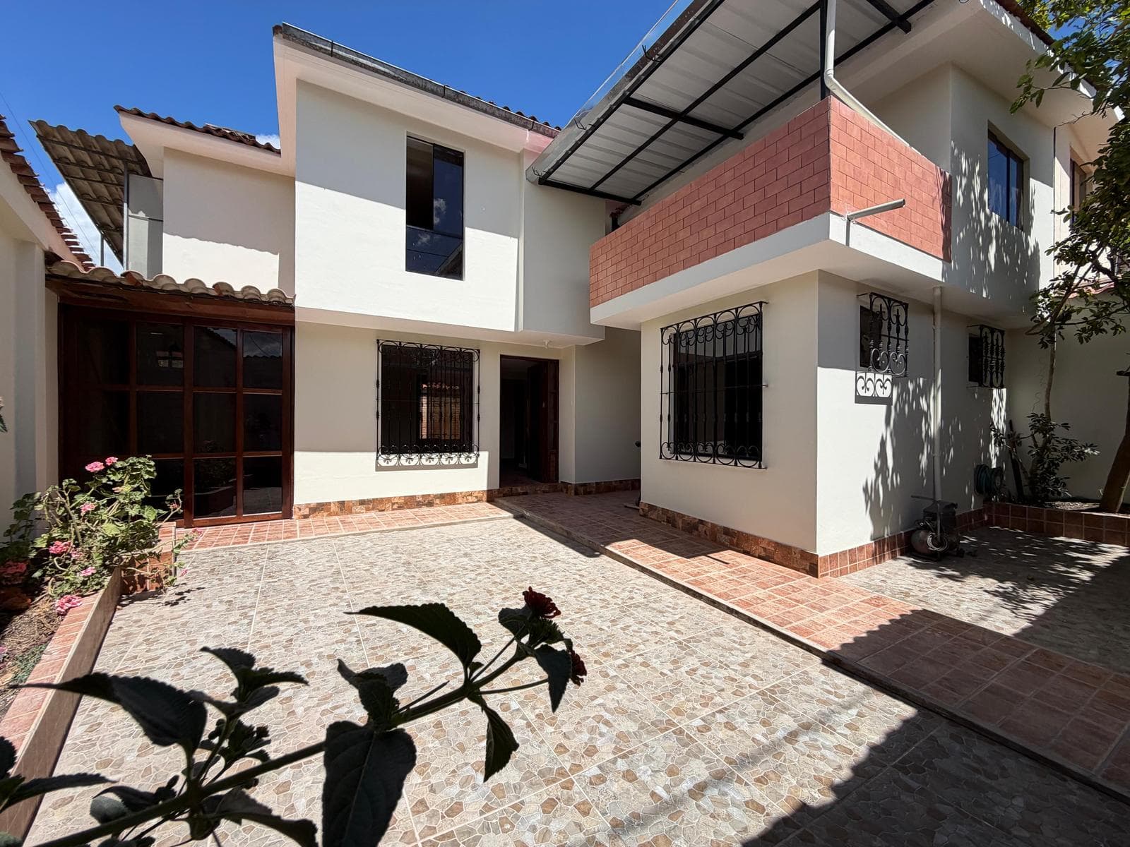 Casa Urbanizacion Los Eucaliptos - 1