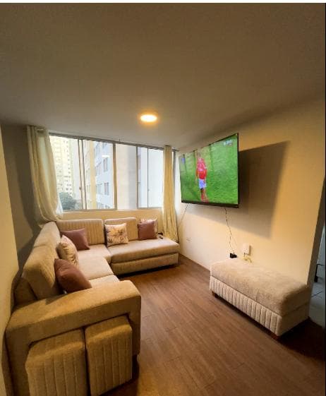 Vive cómodo, seguro y con todo cerca en Condominio Los Laureles tercera etapa, Comas - 1
