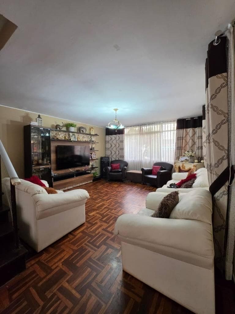 Casa en Santiago de Surco - 1