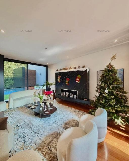 Vendo Linda Casa en Avenida Winnipeg N XXX, Urb. Rinconada del Lago, La Molina - 1