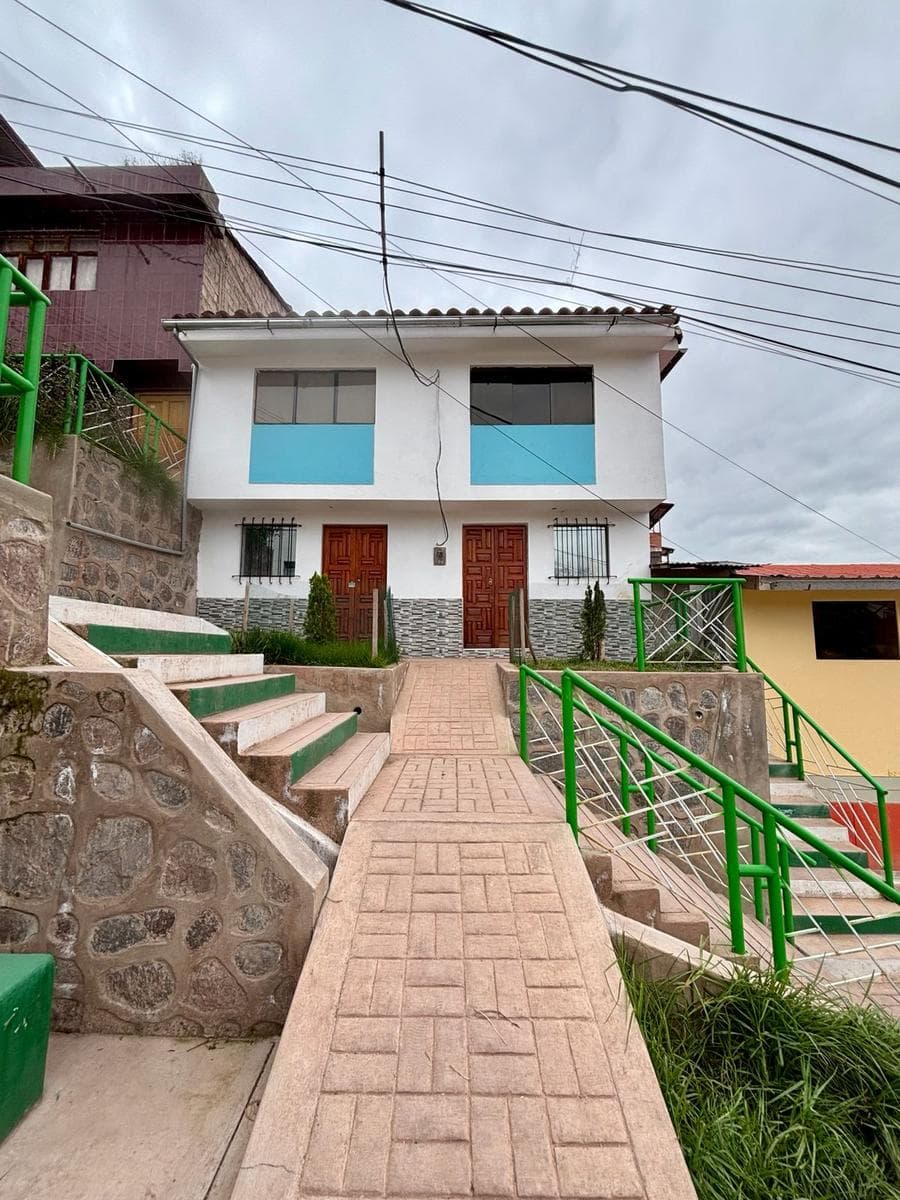 Casa en venta ( Altura del 7mo Paradero San Sebastián) APV Diego Quispe Ttito - 1