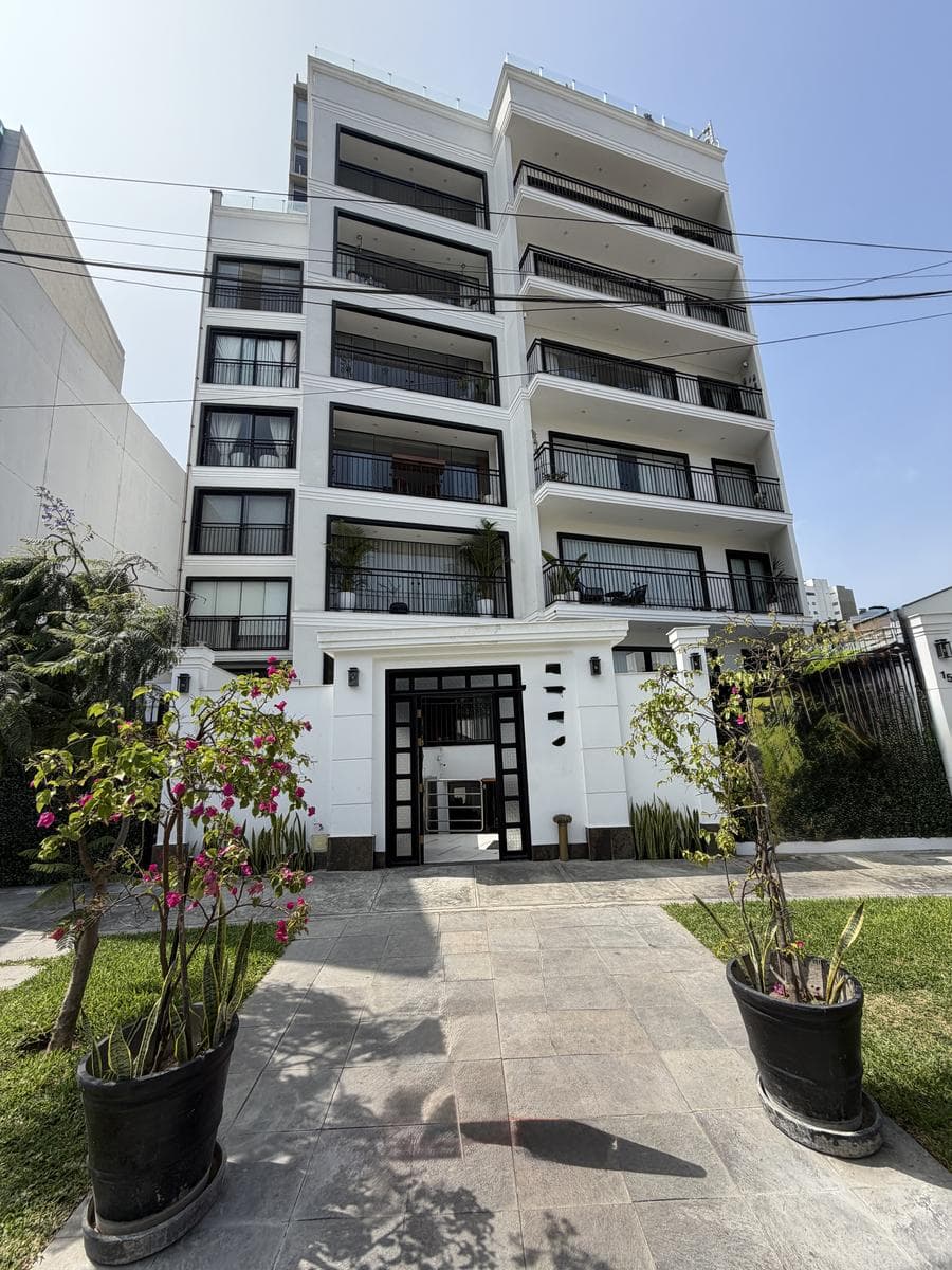 Departamento con jardin en Venta en San isidro - Frente Parque Acosta - Entrega Inmediata - 1