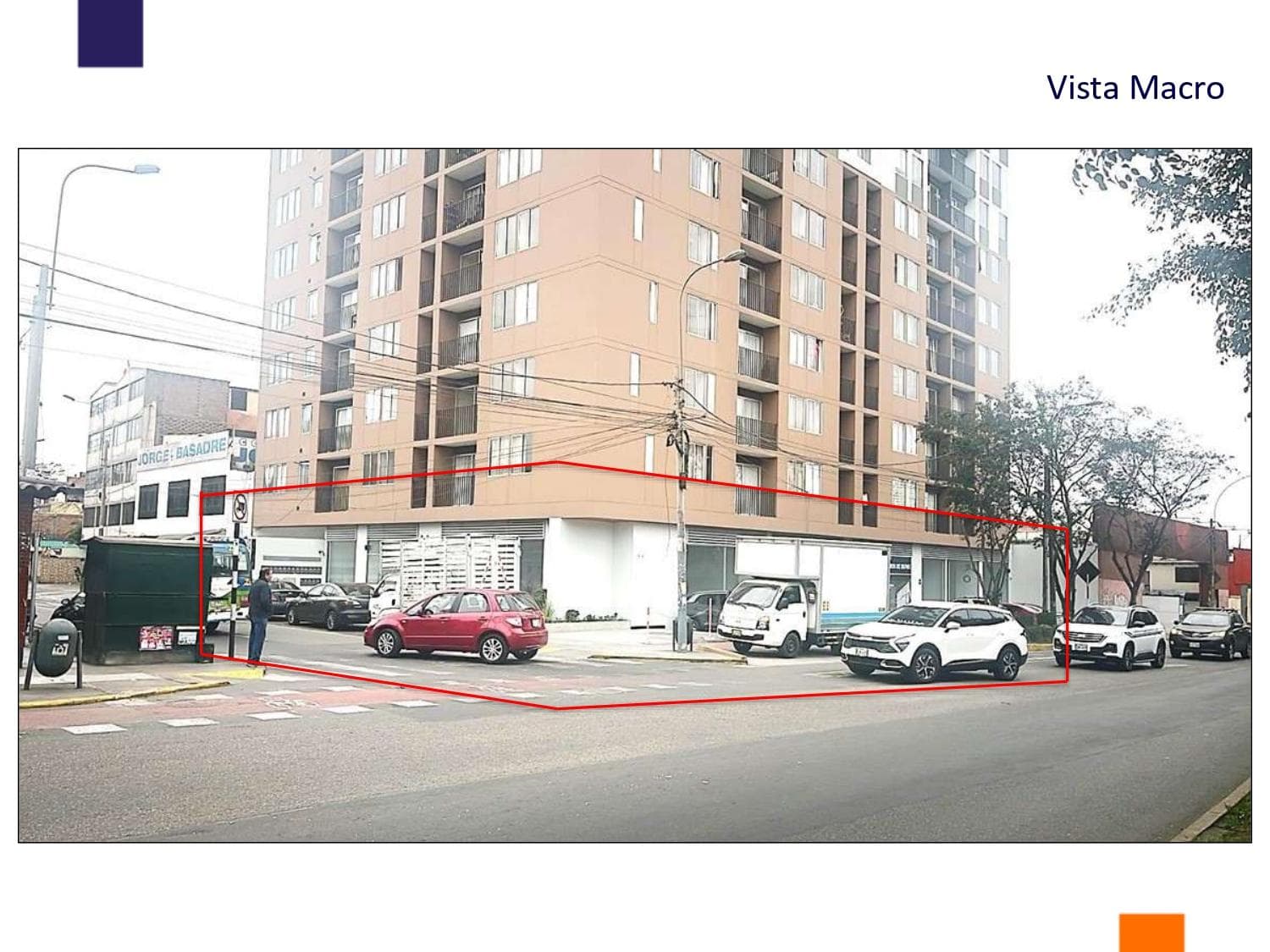 Locales Comerciales en Alquiler en Av. Colonial – Posibilidad de Unificación - 1