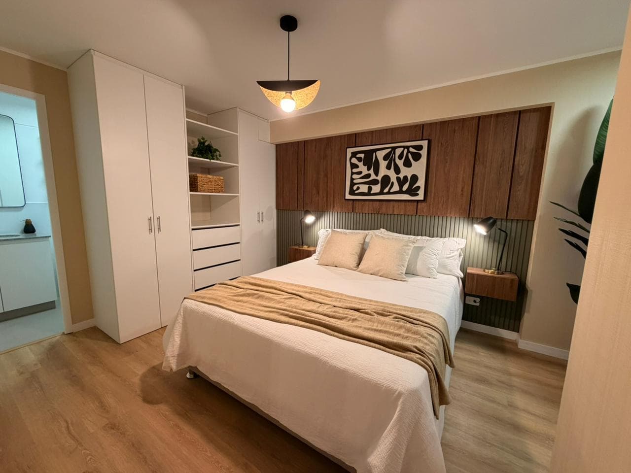 Moderno departamento en venta de 2 dorm. a 2 cuadras de la Av. Salaverry - 1