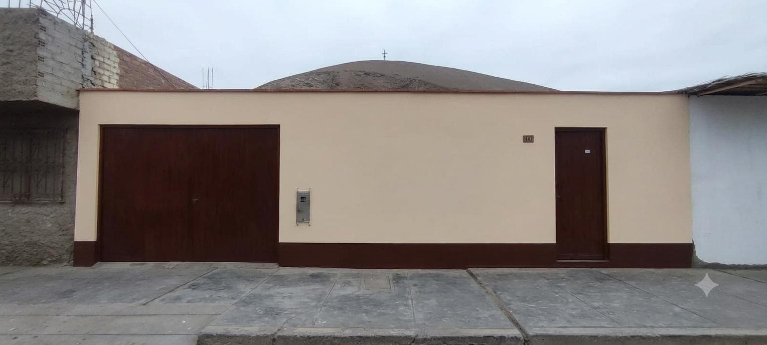 VENDO CASA CHILCA 360 M² CERCA A LA PLAYA - 1