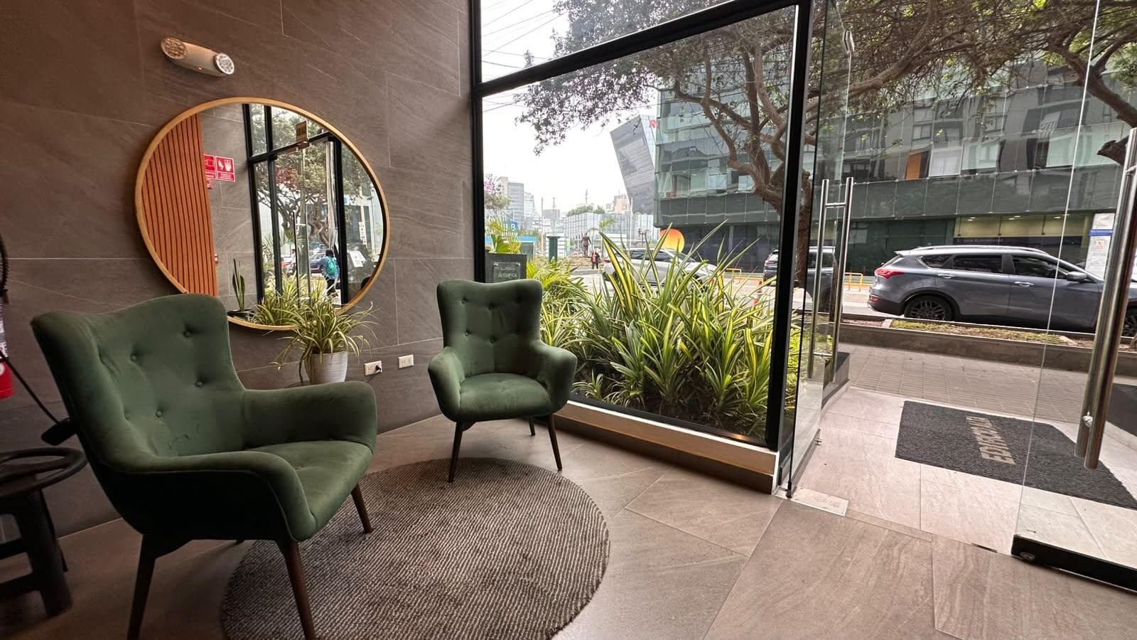 MODERNO DEPARTAMENTO EN SAN ISIDRO – EXCELENTE UBICACIÓN - 1