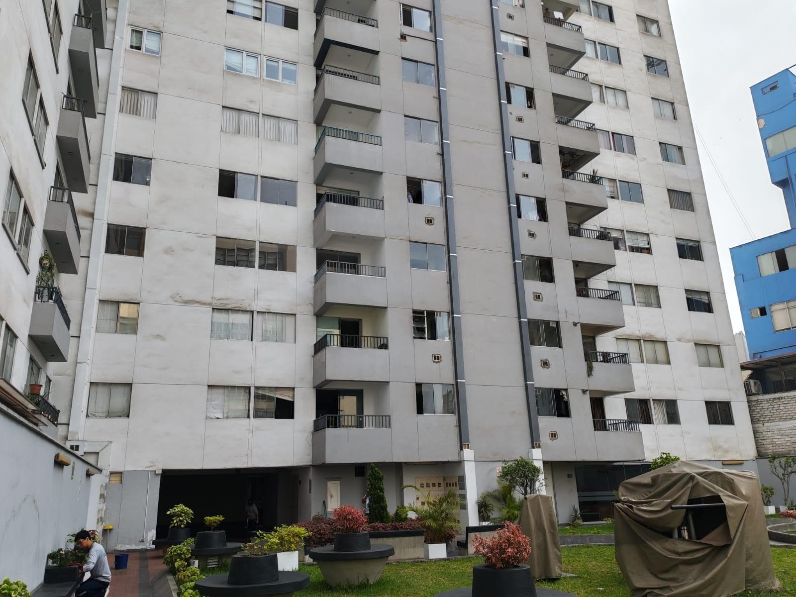 Departamento en Venta en Jesús María cerca al Rebaggliatti - 1