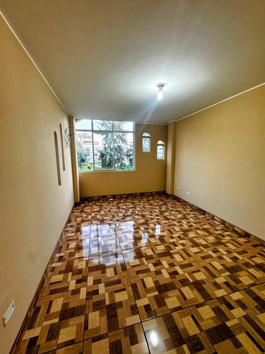 Departamento en Los Olivos - 1