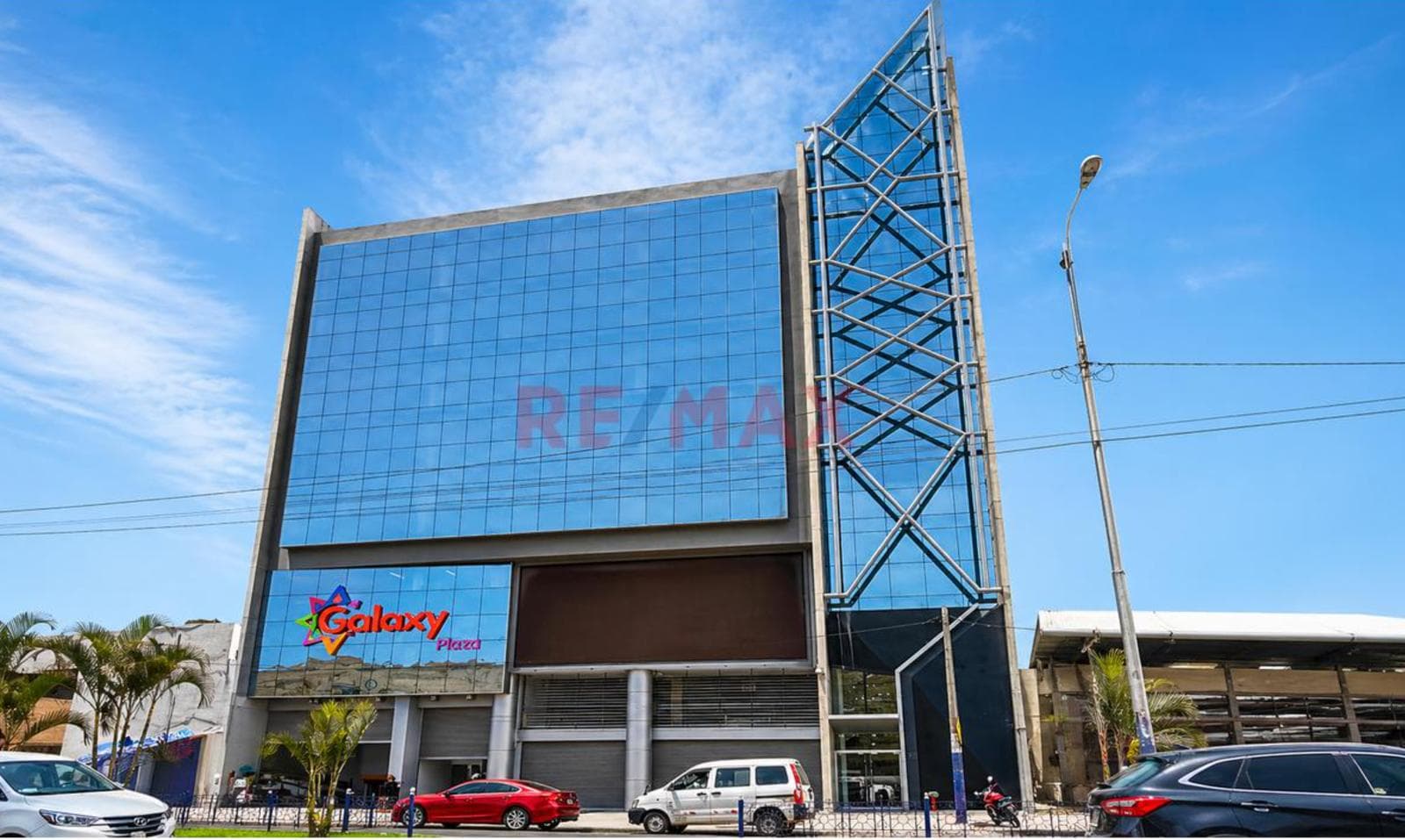 Vendo Local Comercial En Galaxy Plaza (Chorrillos) - 1
