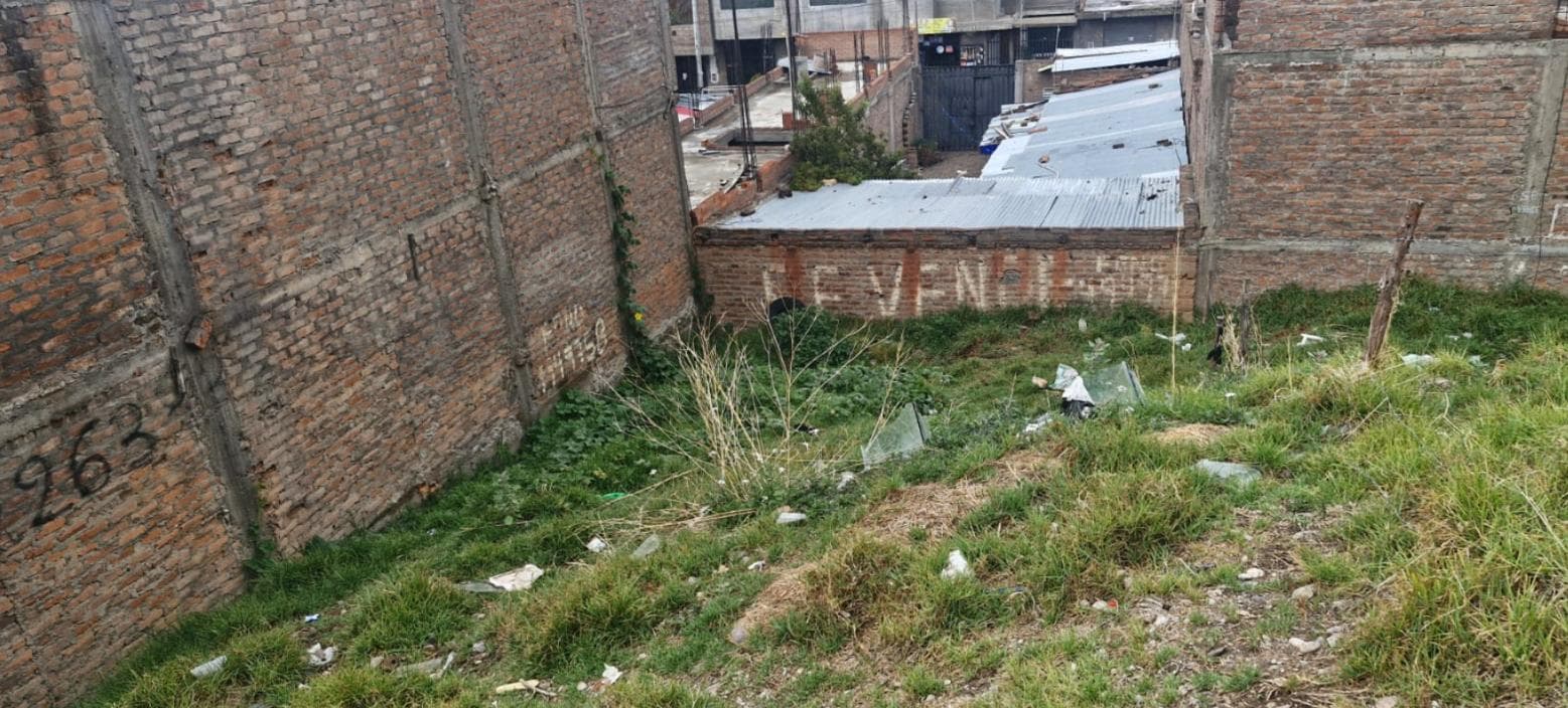 Terreno en venta en Huancayo (Jr. Aguirre Morales) - 1