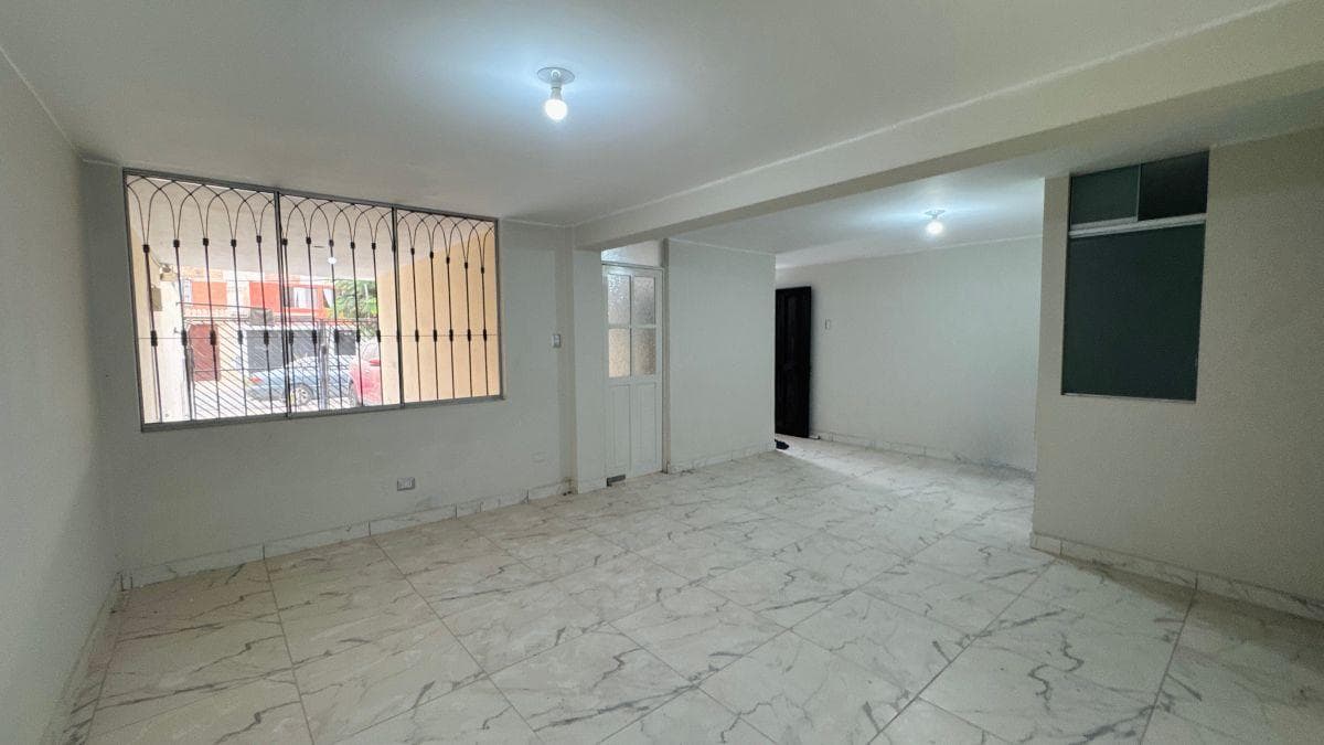 VENDO DEPARTAMENTO + COCHERA EN CEDROS DE VILLA, CHORRILLOS - 1