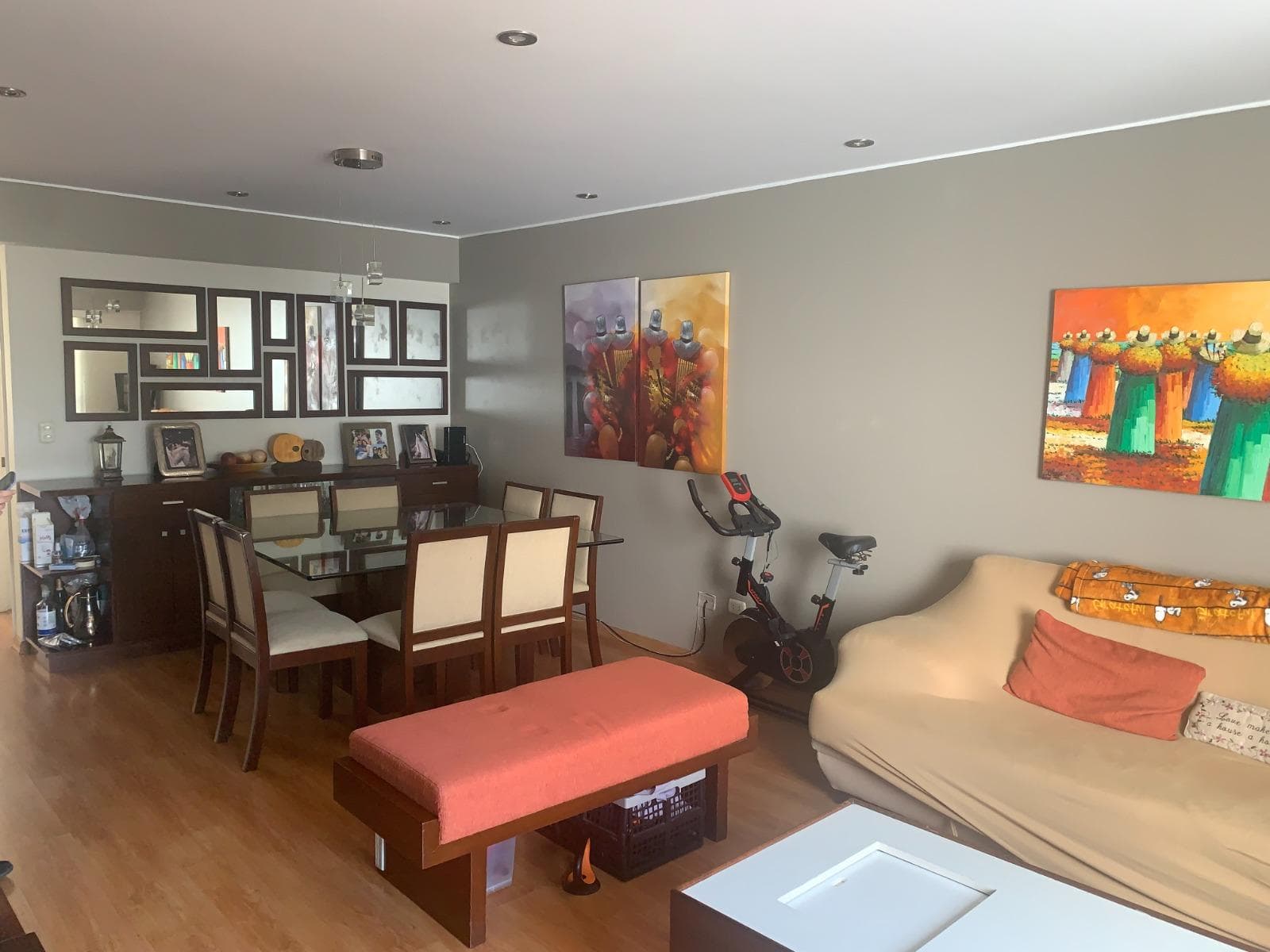 Vendo Espectacular Departamento Flat Con Balcón Y Vista A La Calle – Urb. Higuereta, Surco - 1