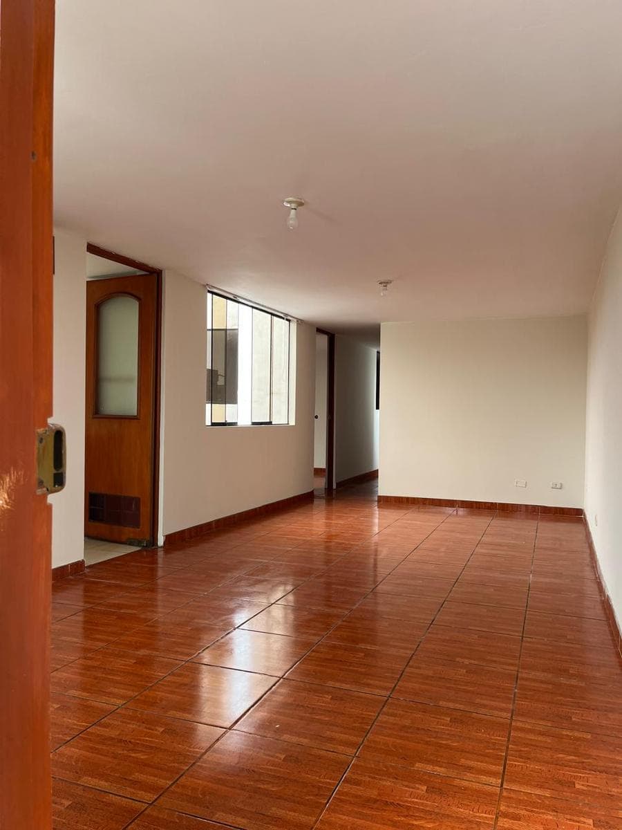 Moderno Departamento en Urb. San German - Vista Externa - 1