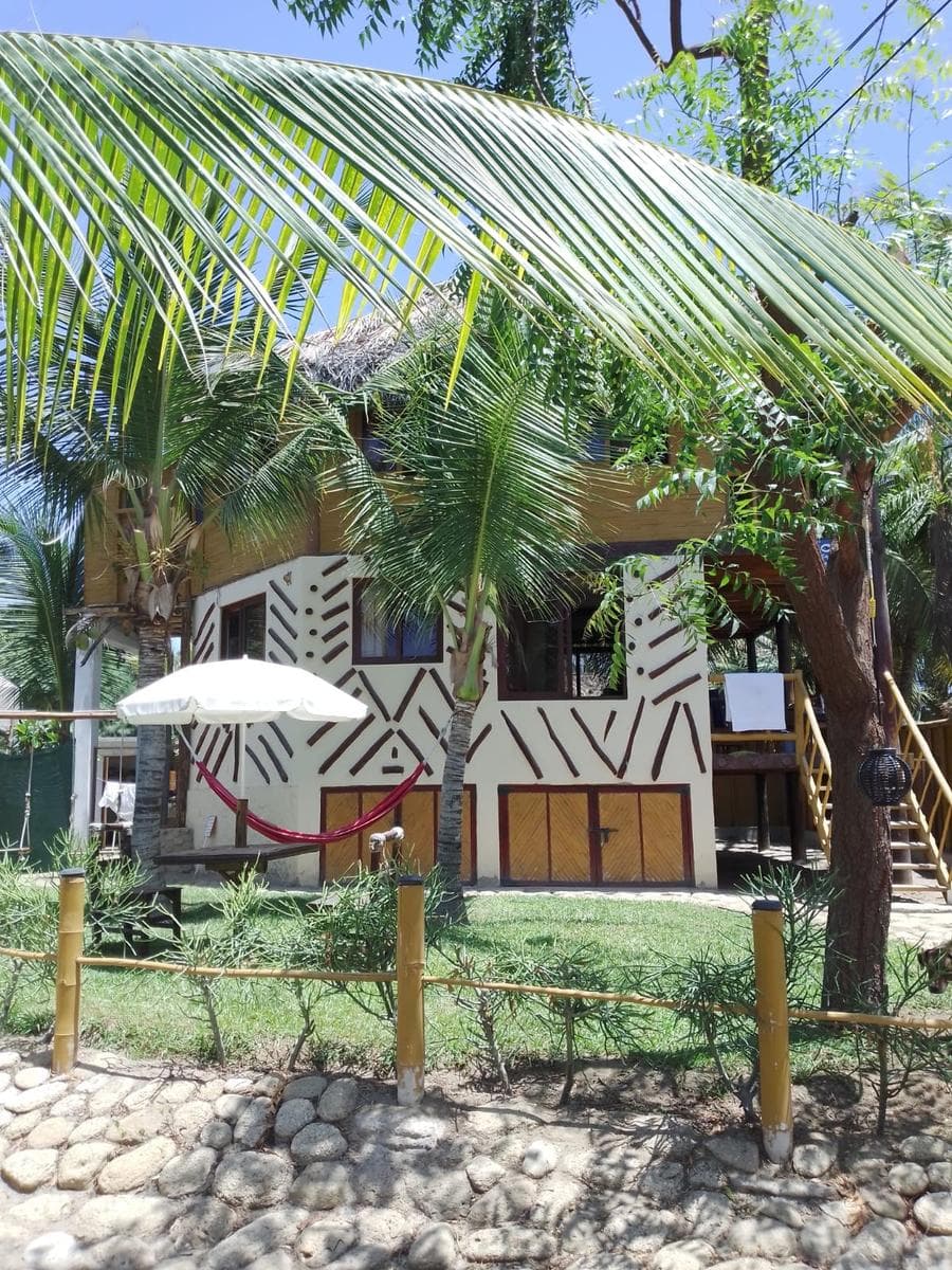 Casa en venta en Mancora CON TITULO DE PROPIEDAD! - 1
