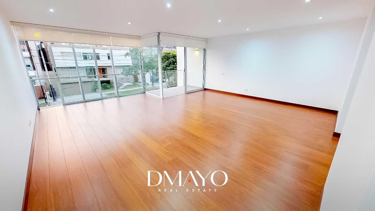 Duplex en 1er piso, con terraza y jardín. Mirasidro. 4 cocheras. - 1