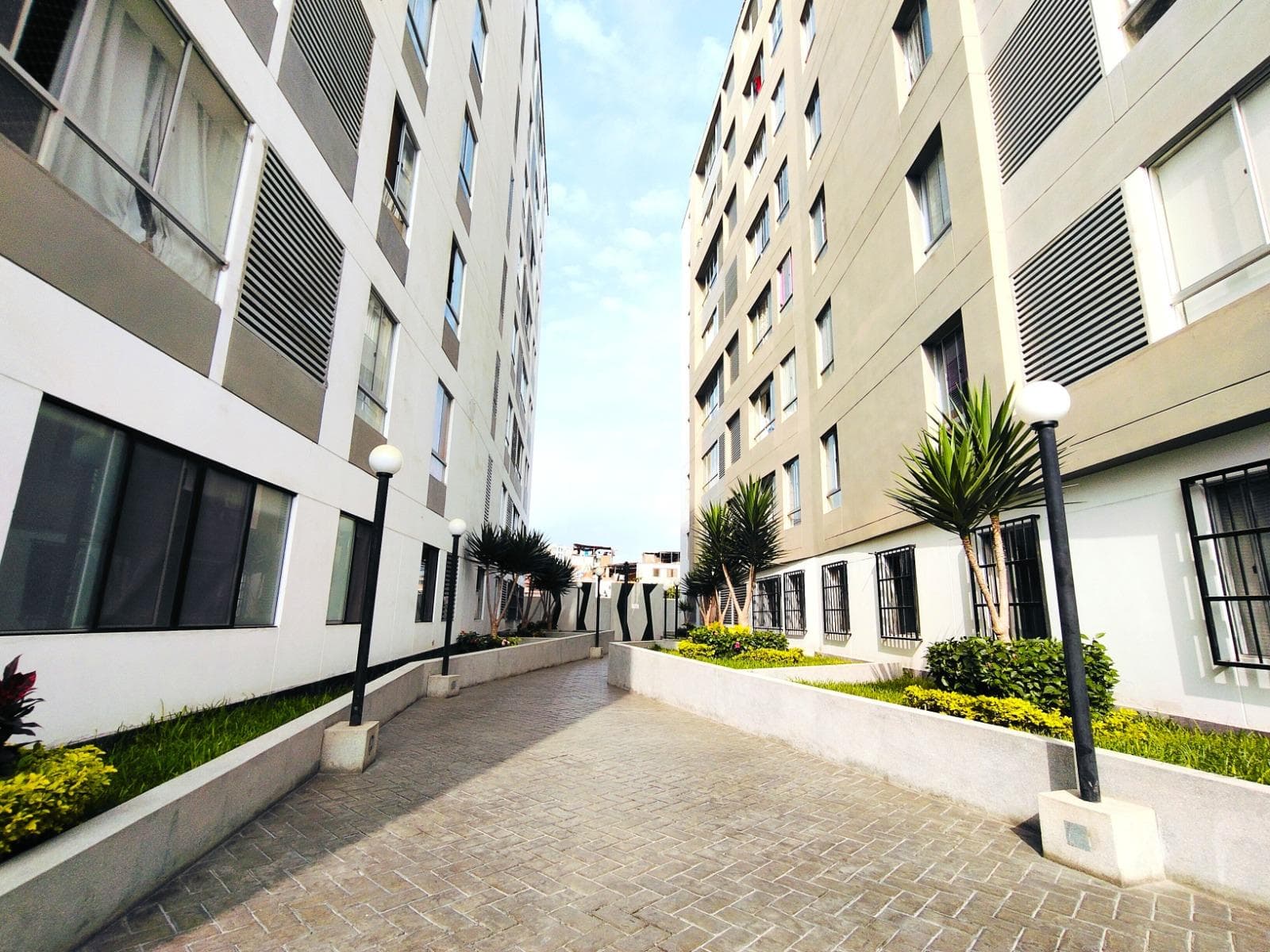 Departamento En Venta En Primer Piso - 1