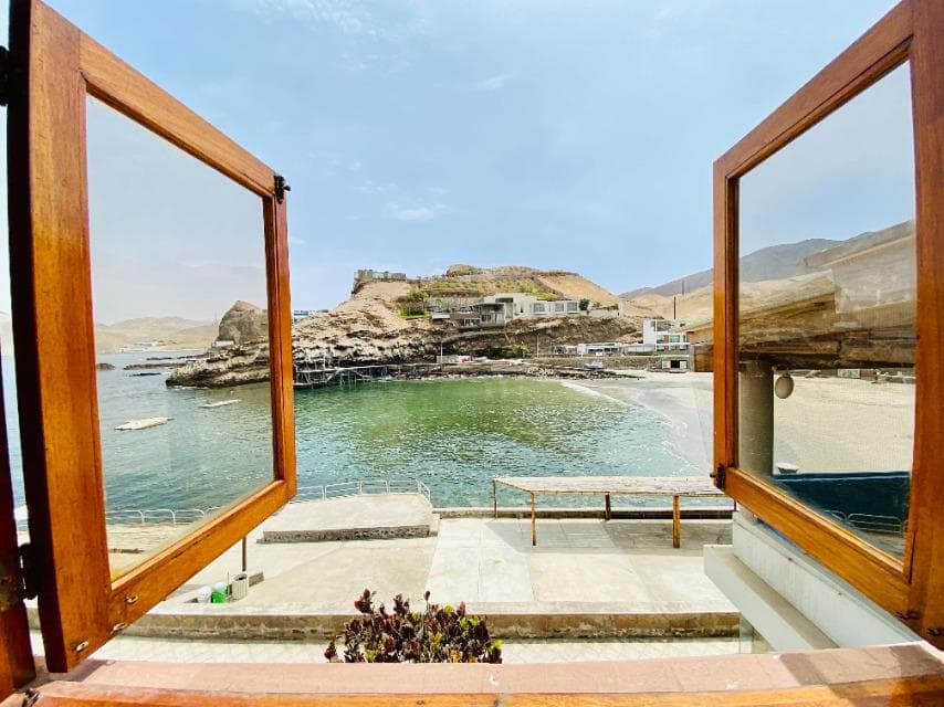 Vendo Bella Casa en Malecón La Quipa km 56, Fila 1, Pucusana. (entre la Honda y Pelicanos) - 1