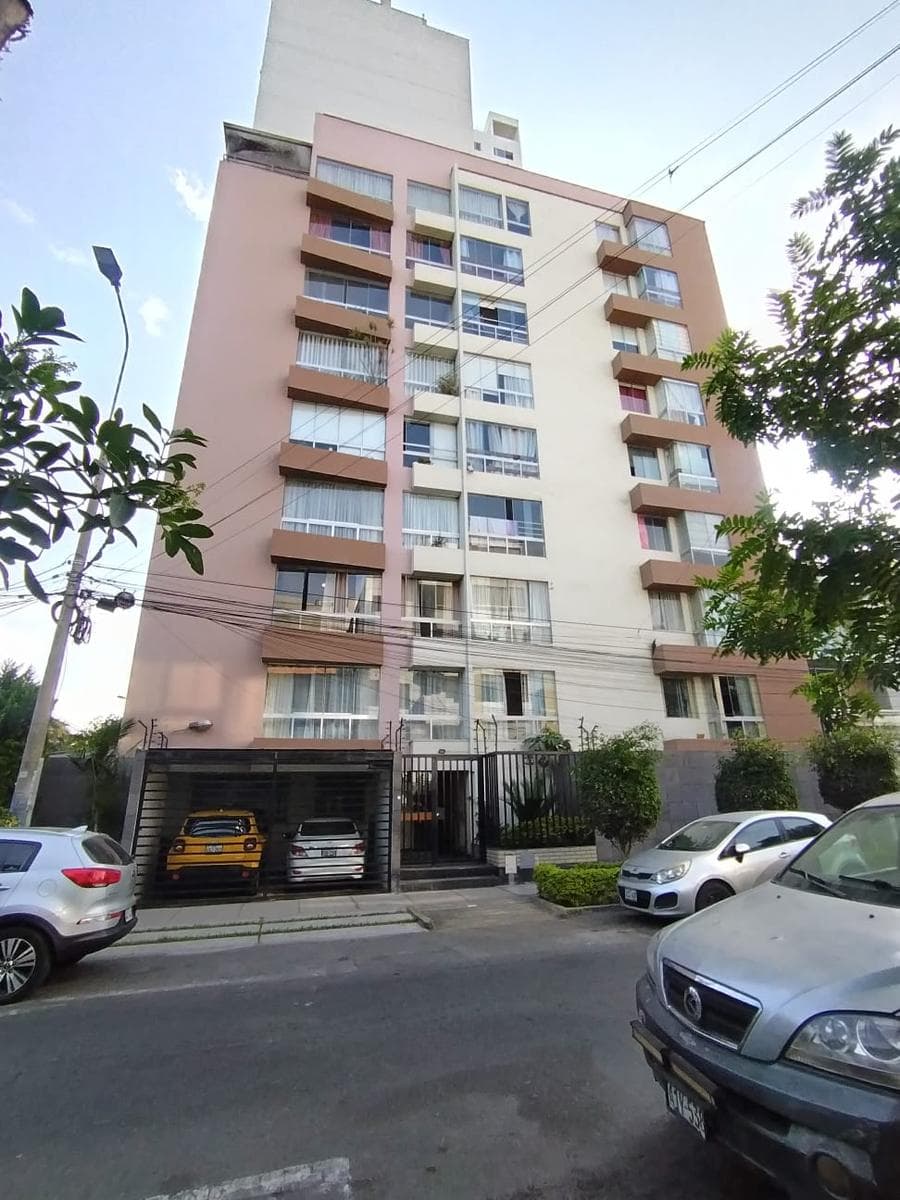 Lince, Departamento En Alquiler En Primer Piso - 1