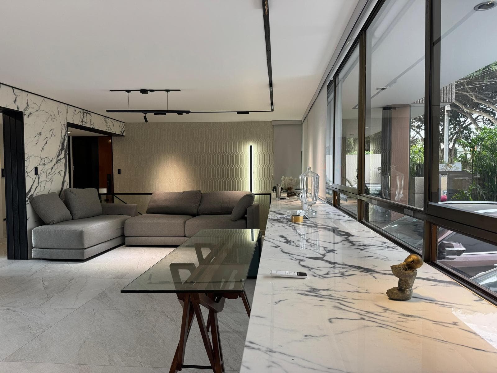 Departamento de 3 dorm | finamente remodelado | con terraza | San Isidro - 1