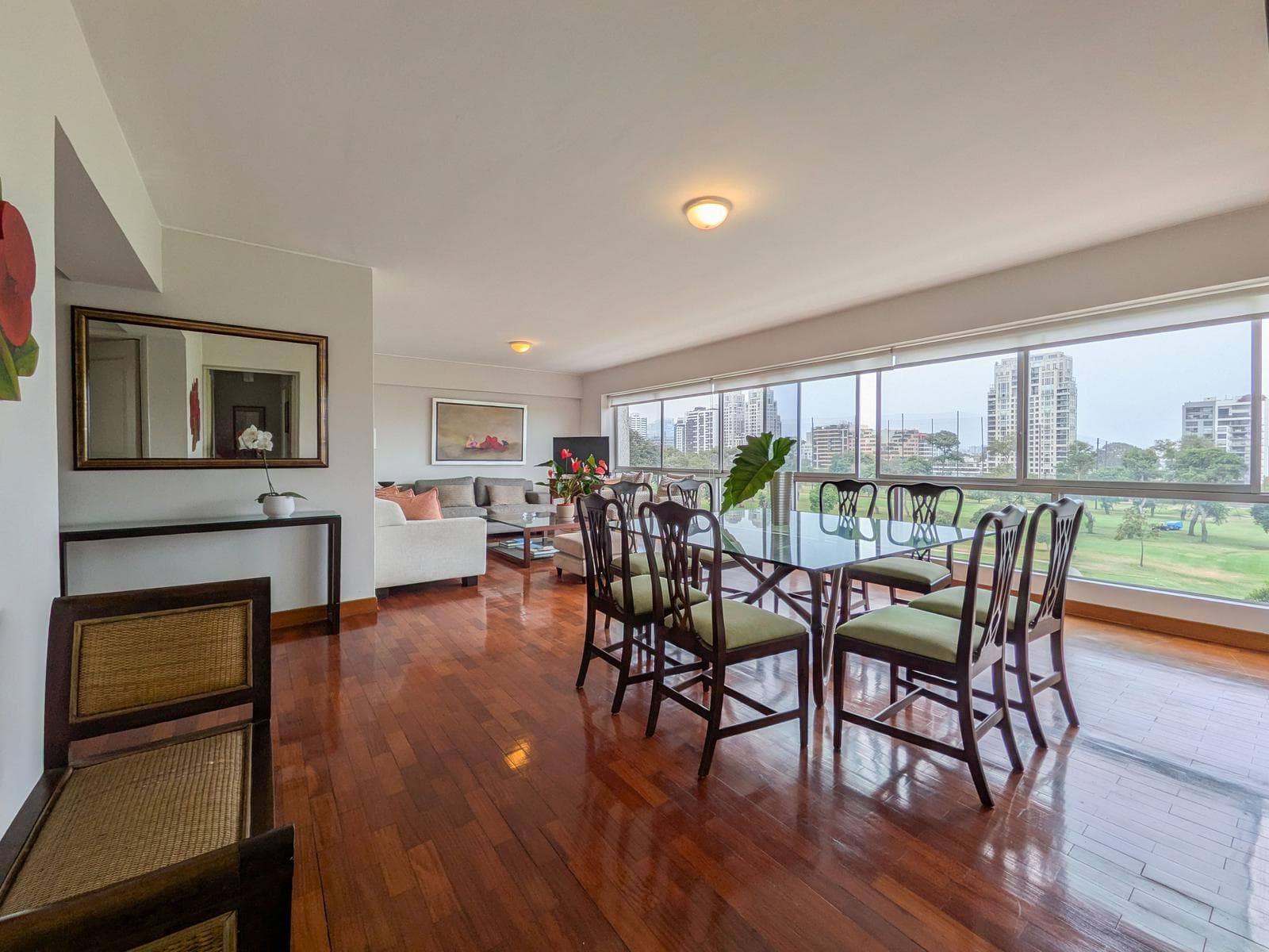 Departamento amoblado en alquiler| San Isidro| Vista al Golf - 1