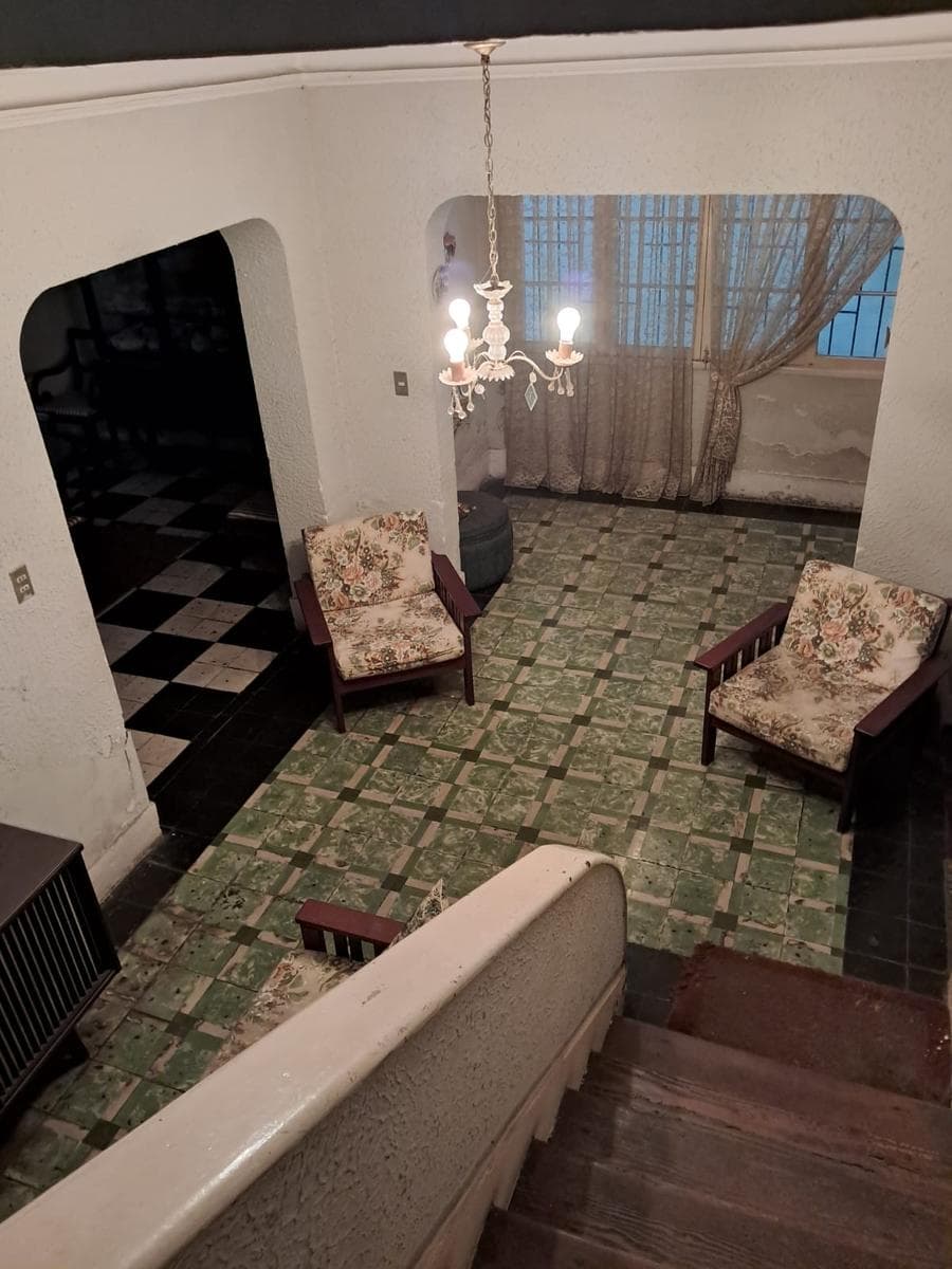 SE VENDE TERRENO EN MIRAFLORES EXCELENTE UBICACION - 1