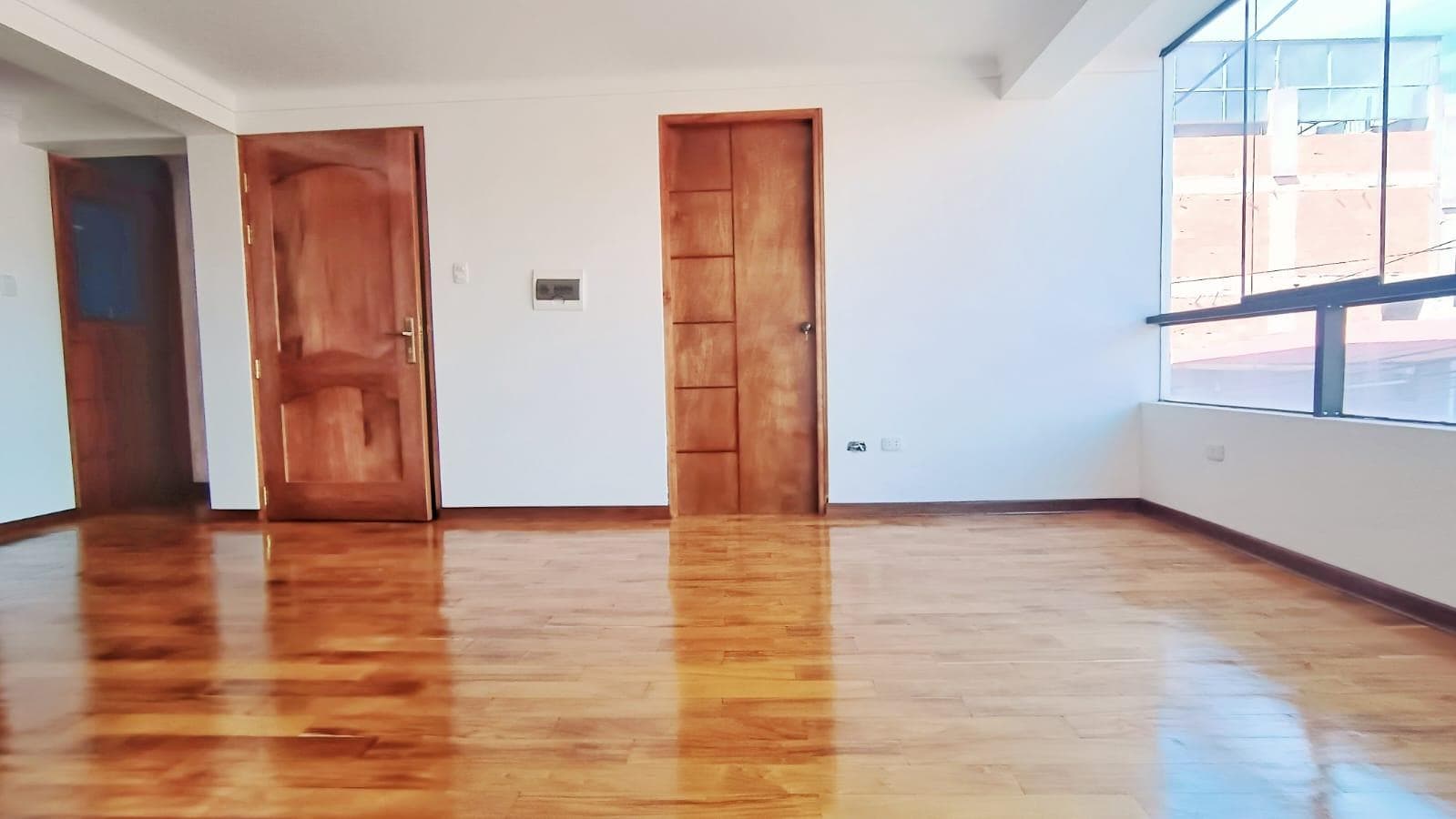 EXCLUSIVO Y MODERNO DEPARTAMENTO EN VENTA - ENACO, SAN SEBASTIAN. - 1