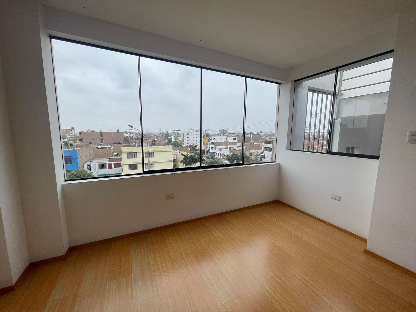 Alquilo depa de 1 dormitorio frente a parque en Vipol Callao - 1
