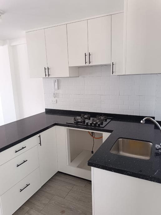 Departamento en venta en Huancayo (San Carlos Sesarego). Dpto. 601 - 1