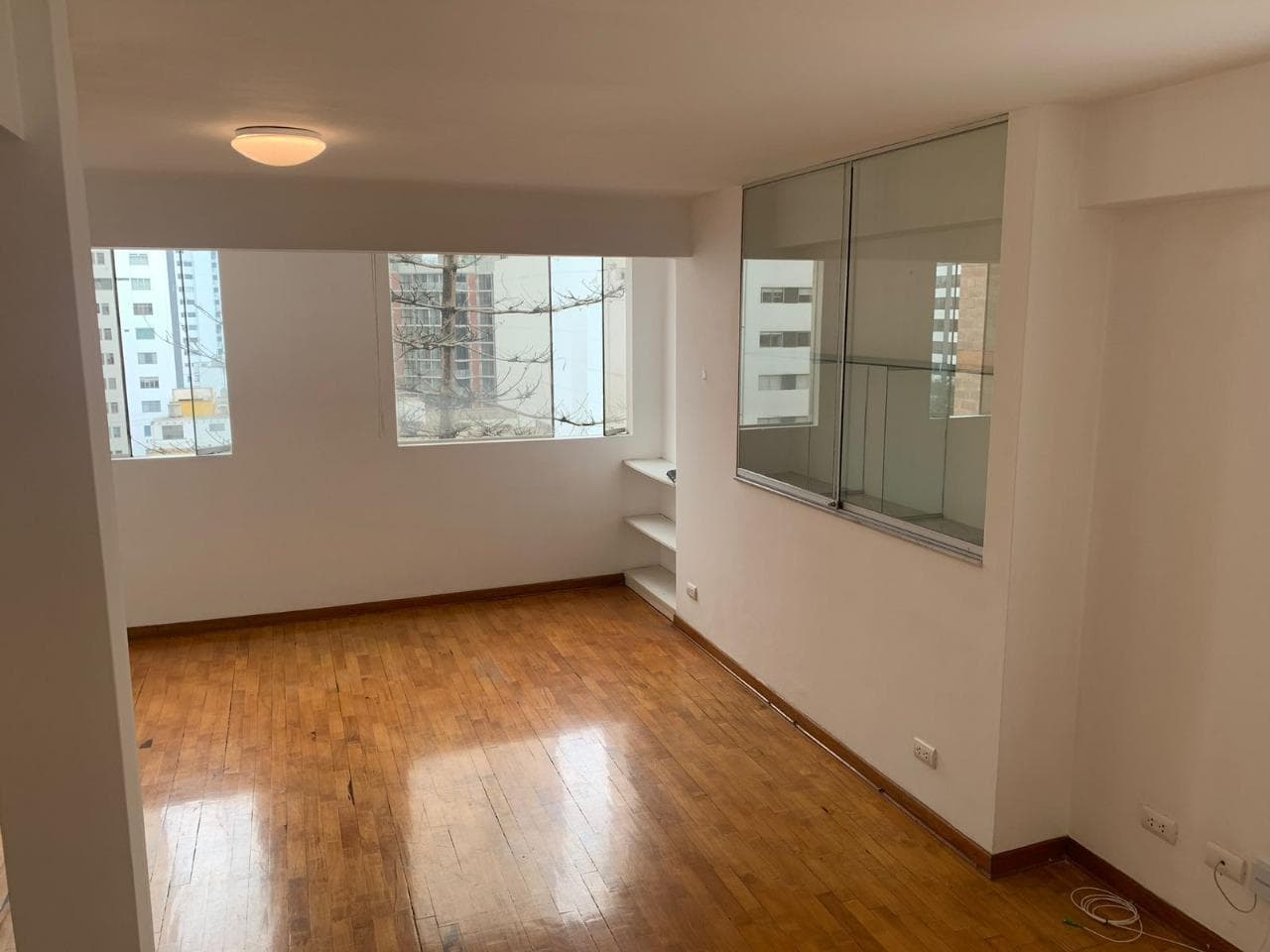 ALQUILER DEPA EN MIRAFLORES - DPT 702 (609-1146-1) - 1