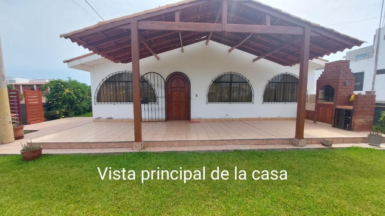 Acogedora Casa De Playa En Club Solimar - 1