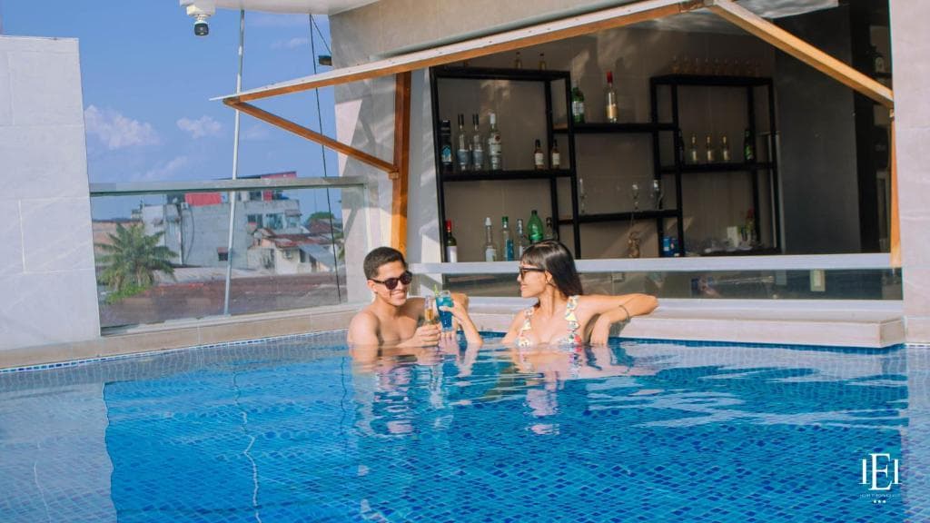 Vendo Lindo Hotel en Jirón Próspero 4, Iquitos, Loreto (Por la plaza de armas al lado del malecón) - 1