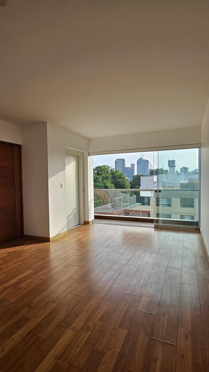 Se vende Departamento de 2 Habitaciones + 2 Cocheras en Corpac - San Isidro - 1