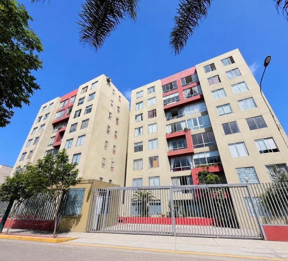 AMPLIO DEPARTAMENTO DE 78.54 M² CON COCHERA EN SURQUILLO, CERCA DE MIRAFLORES - 1