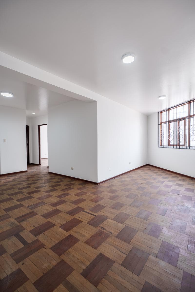 Departamento de 96 m² con excelente iluminación en Lince - 1