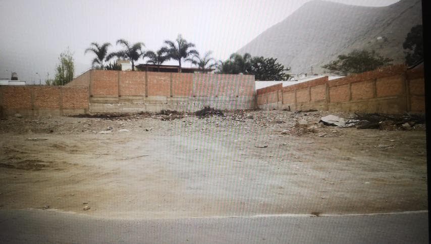 TERRENO EN VENTA URB. ALAMEDA DE LA PLANICIE - 1